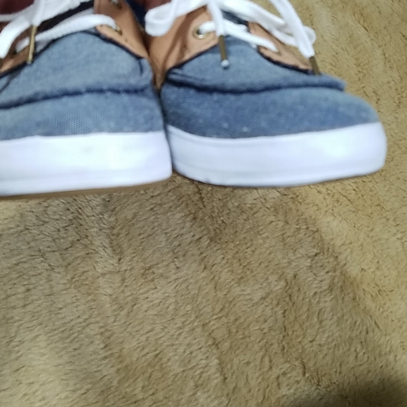 keds deck shoes